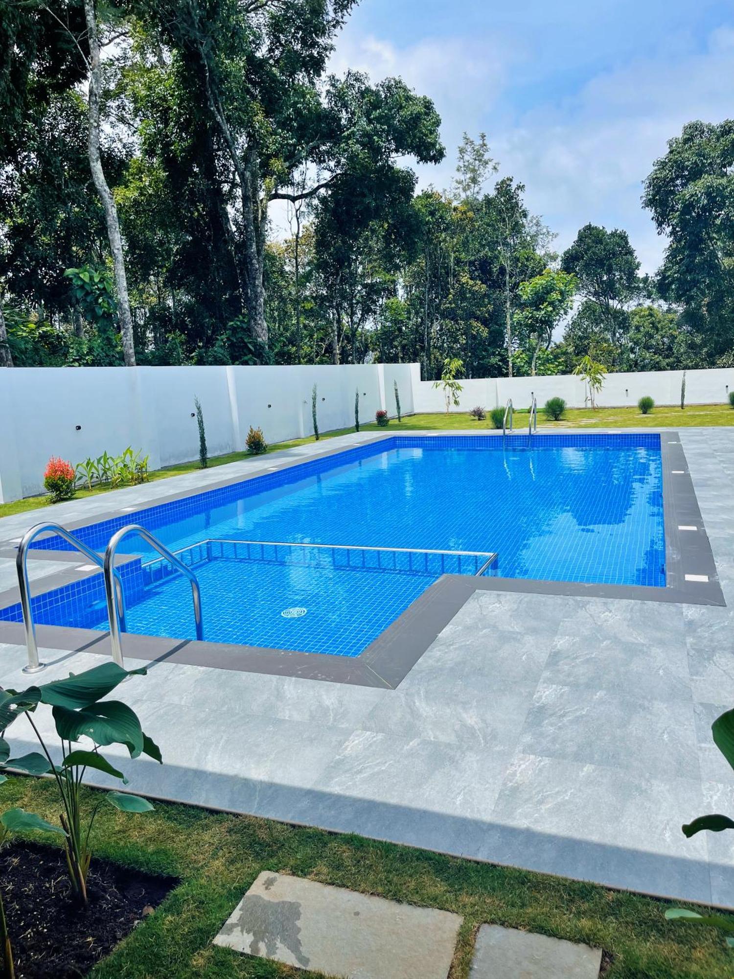 The Windy Mist Resort Munnar Chinnakanal Bagian luar foto